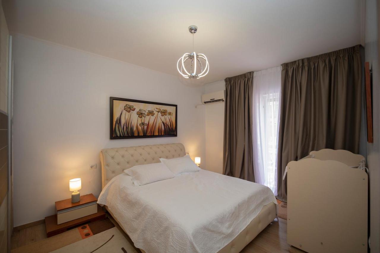 Apartment * Golem (Tirana)